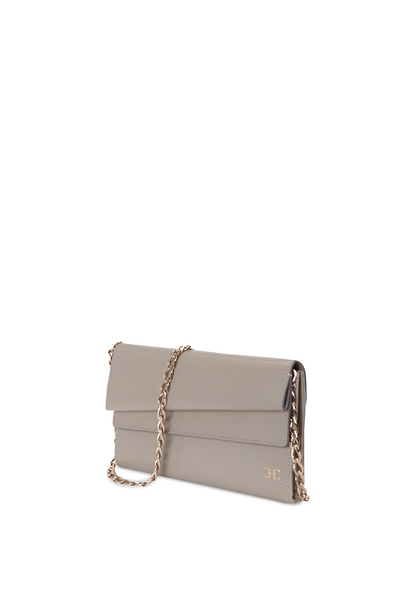 Bolso de piel gris marca HedenBrand, colección Drape Shoulder terracota