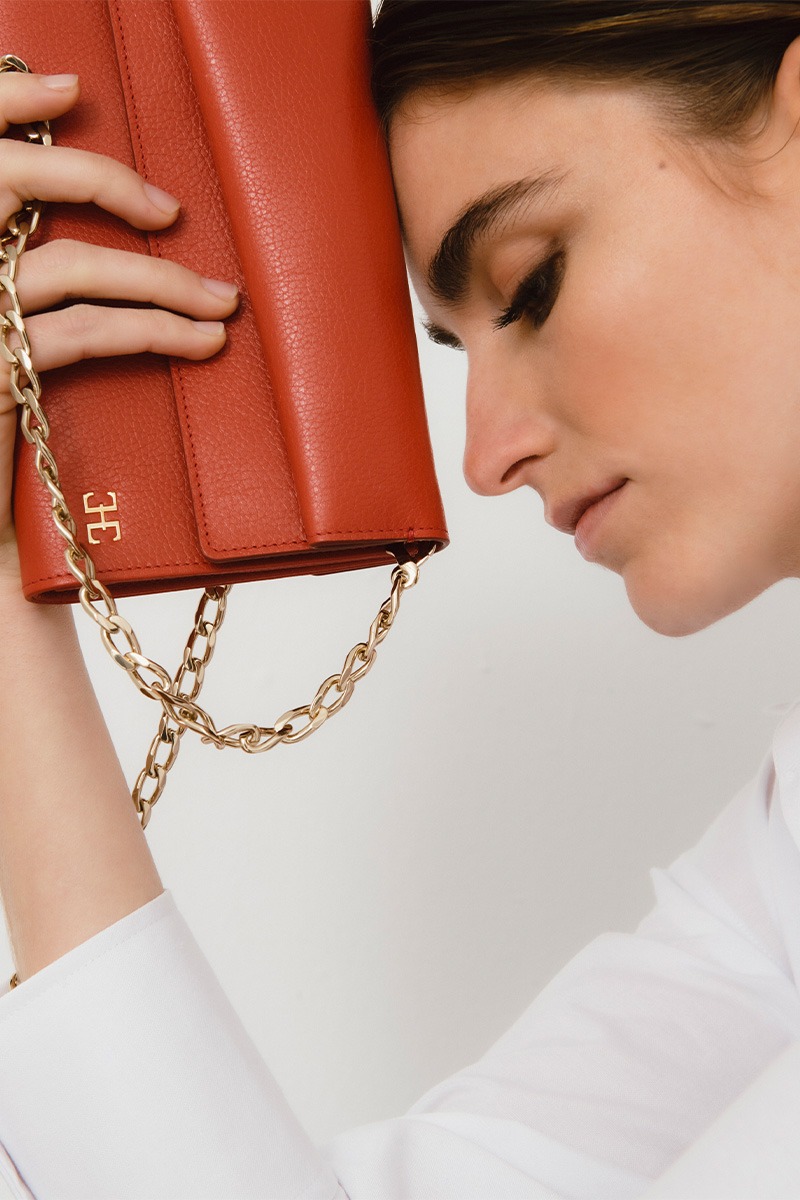 Drapé_Shoulder_RectangularPM_Grey_modelo