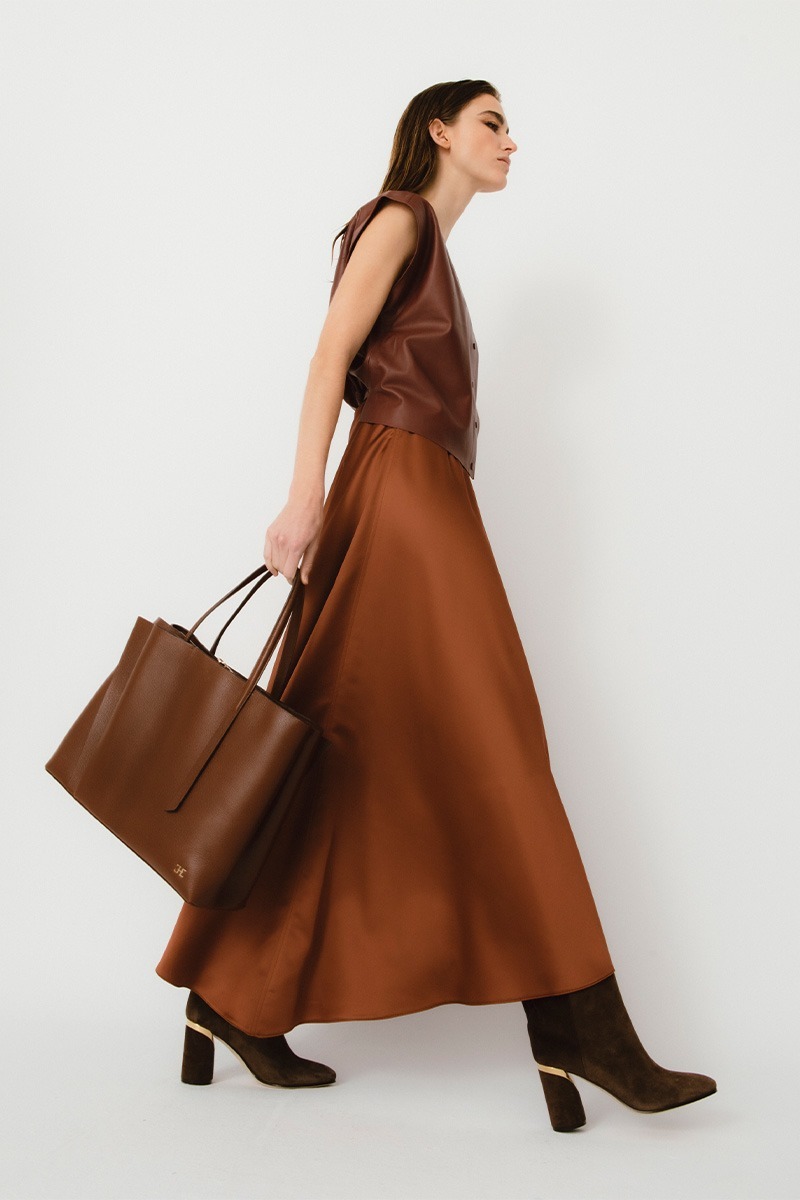 Drapé_Tote_brown_modelo