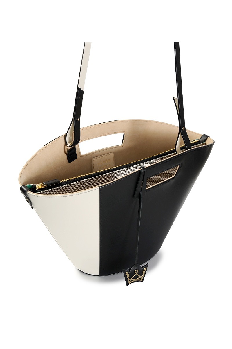 poema_tote_blancoynegro_3