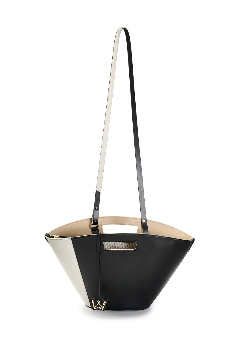 poema_tote_blancoynegro_4